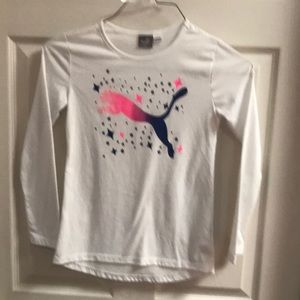 (C) Puma kids shirt size 10/12